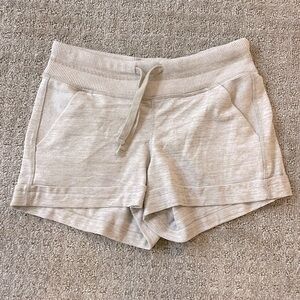 Athleta Cream Rolled Hem Athleisure Shorts